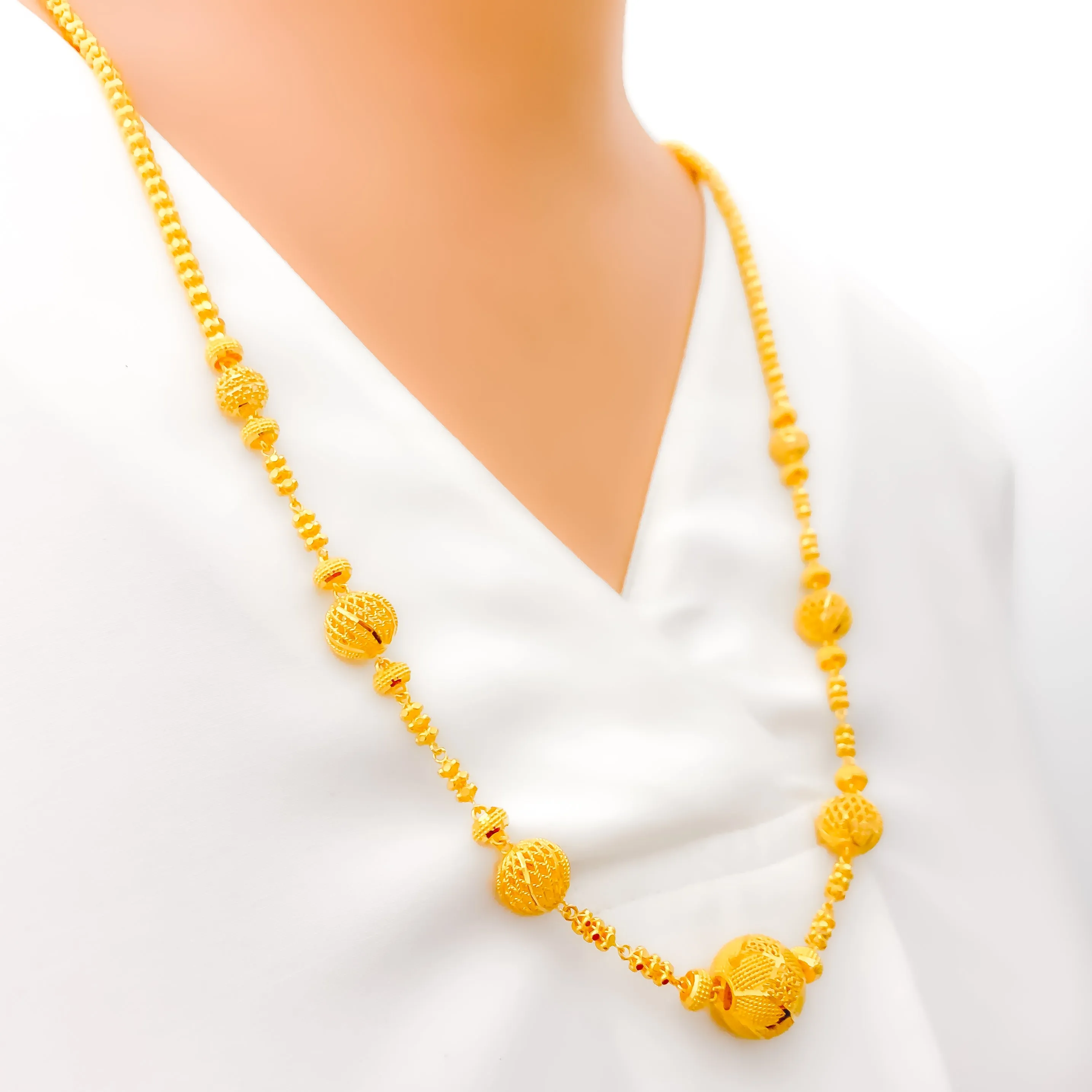 Attractive Flower Accented 22k Gold Long Necklace - 28"