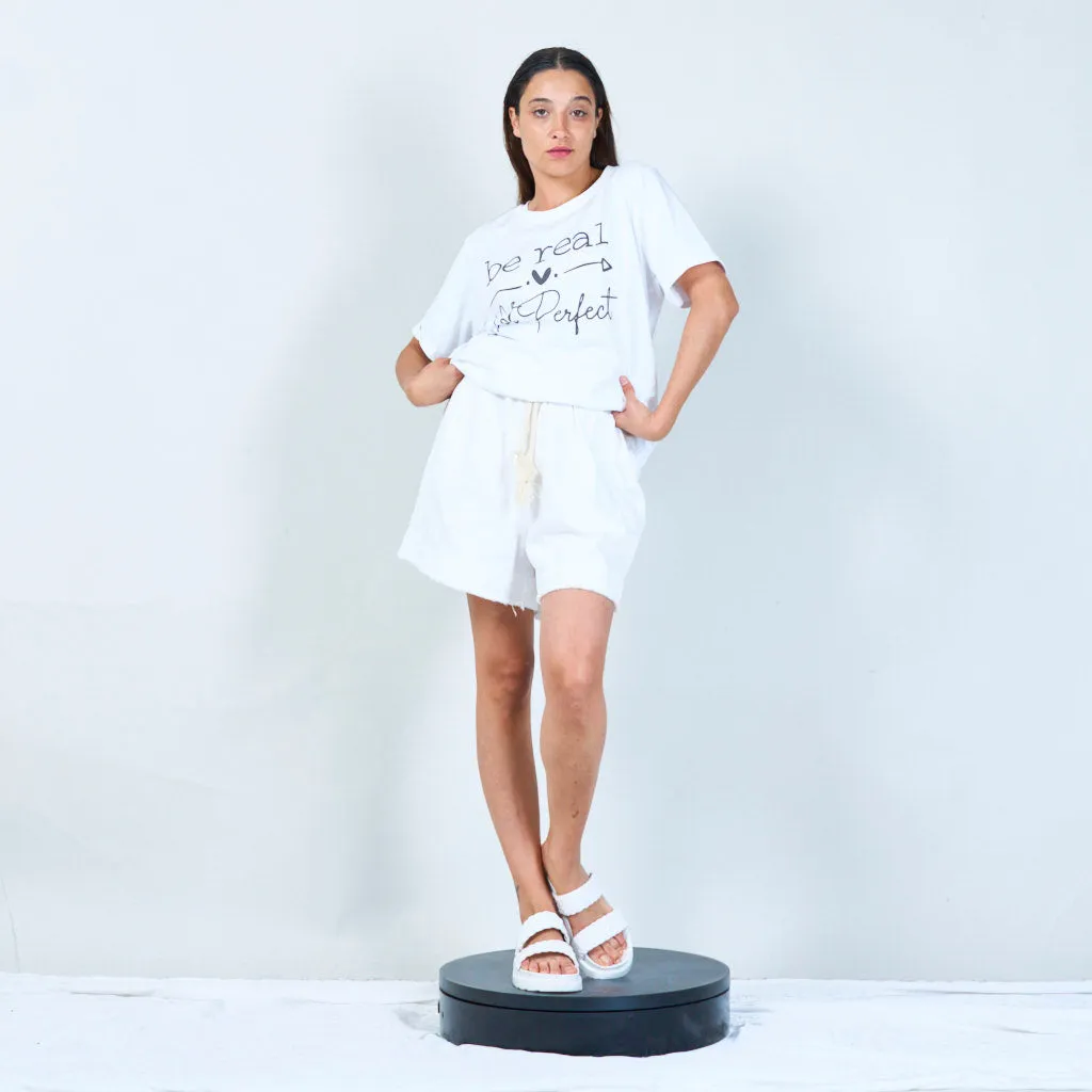 Basic T-shirt with "be real not perfect" text wholesale