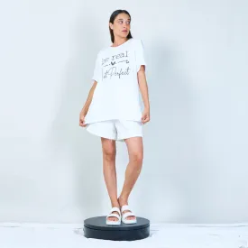 Basic T-shirt with "be real not perfect" text wholesale