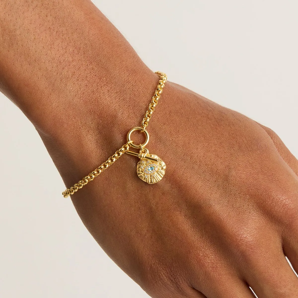 By Charlotte Awaken Fob Bracelet, Gold