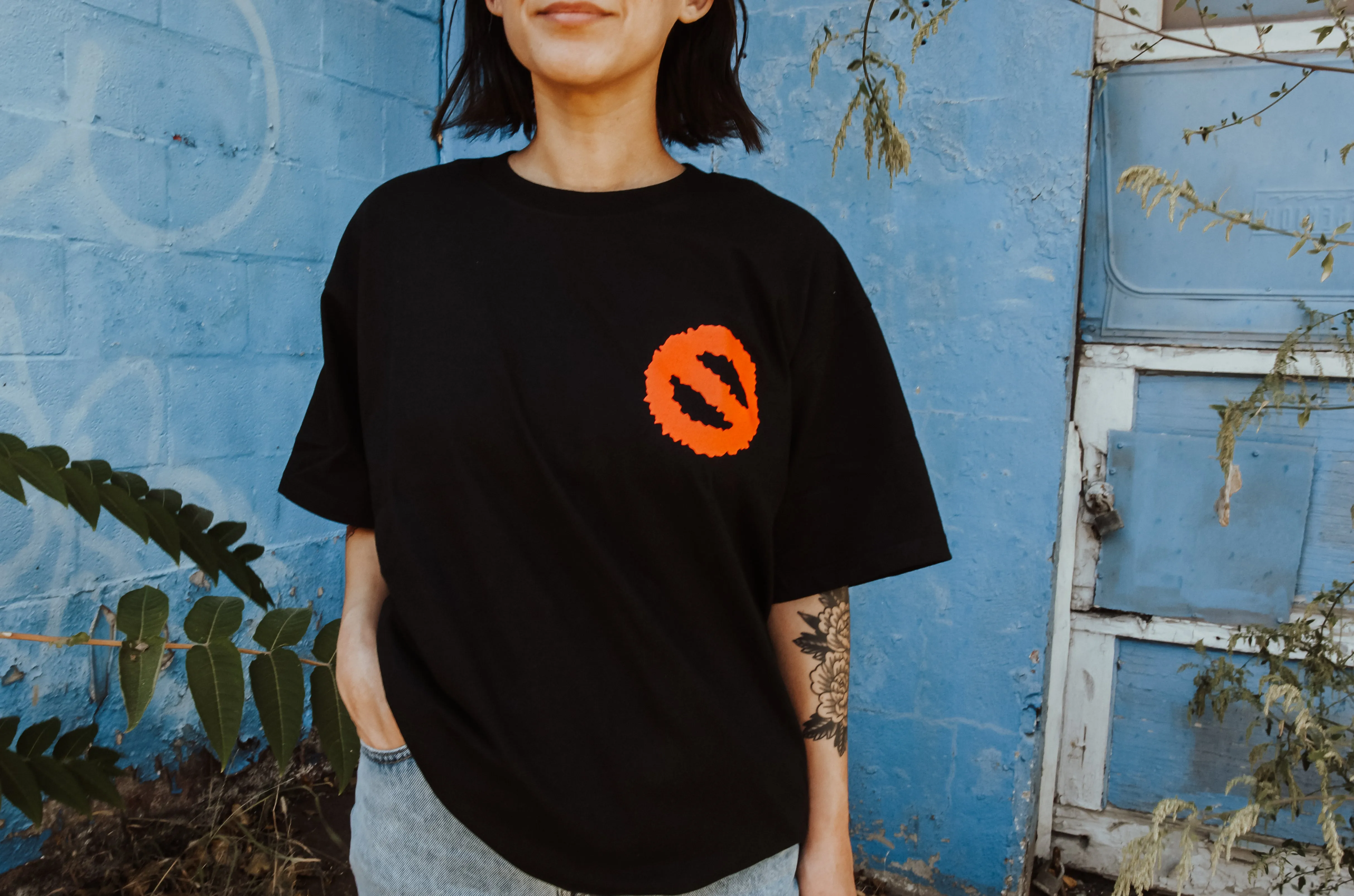 Cross Black - Tee