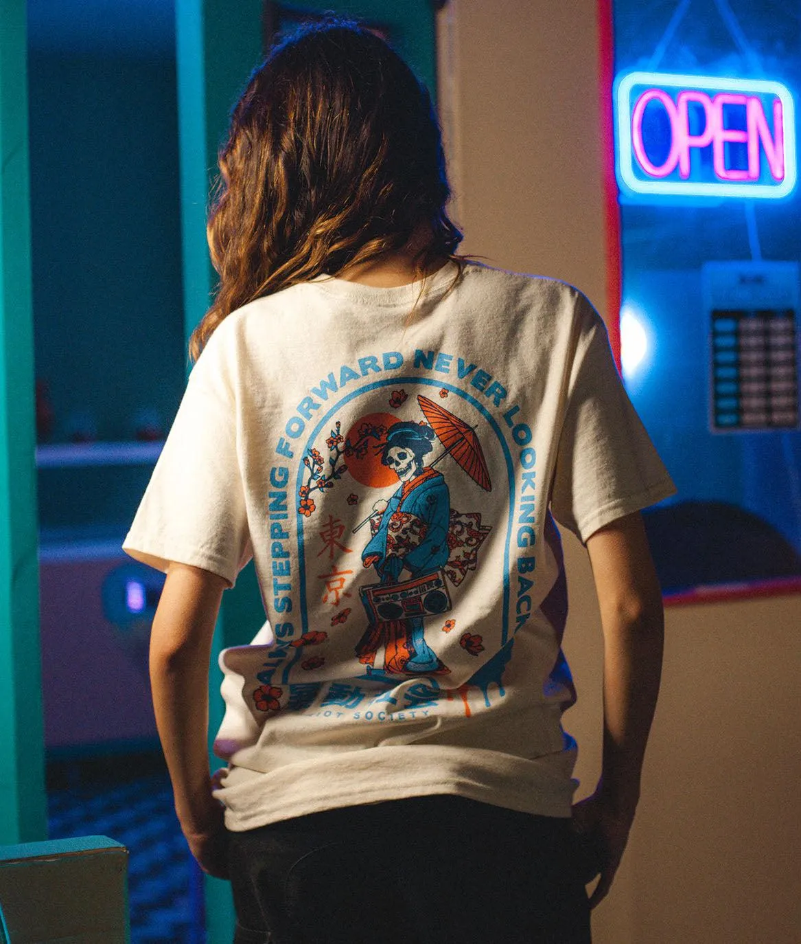 Geisha Yin Yang Boombox Womens Tee