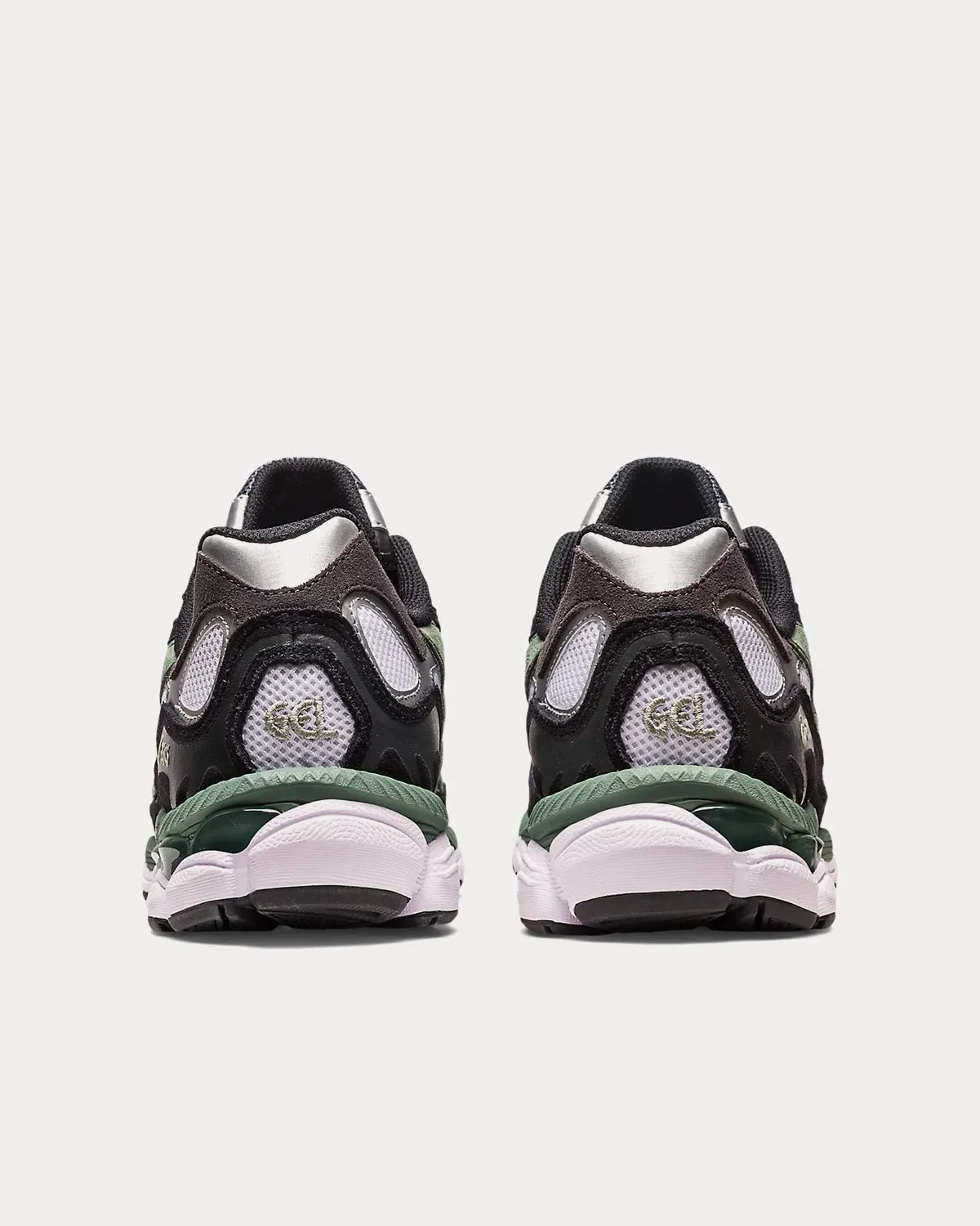 Gel-NYC White / Ivy Low Top Sneakers