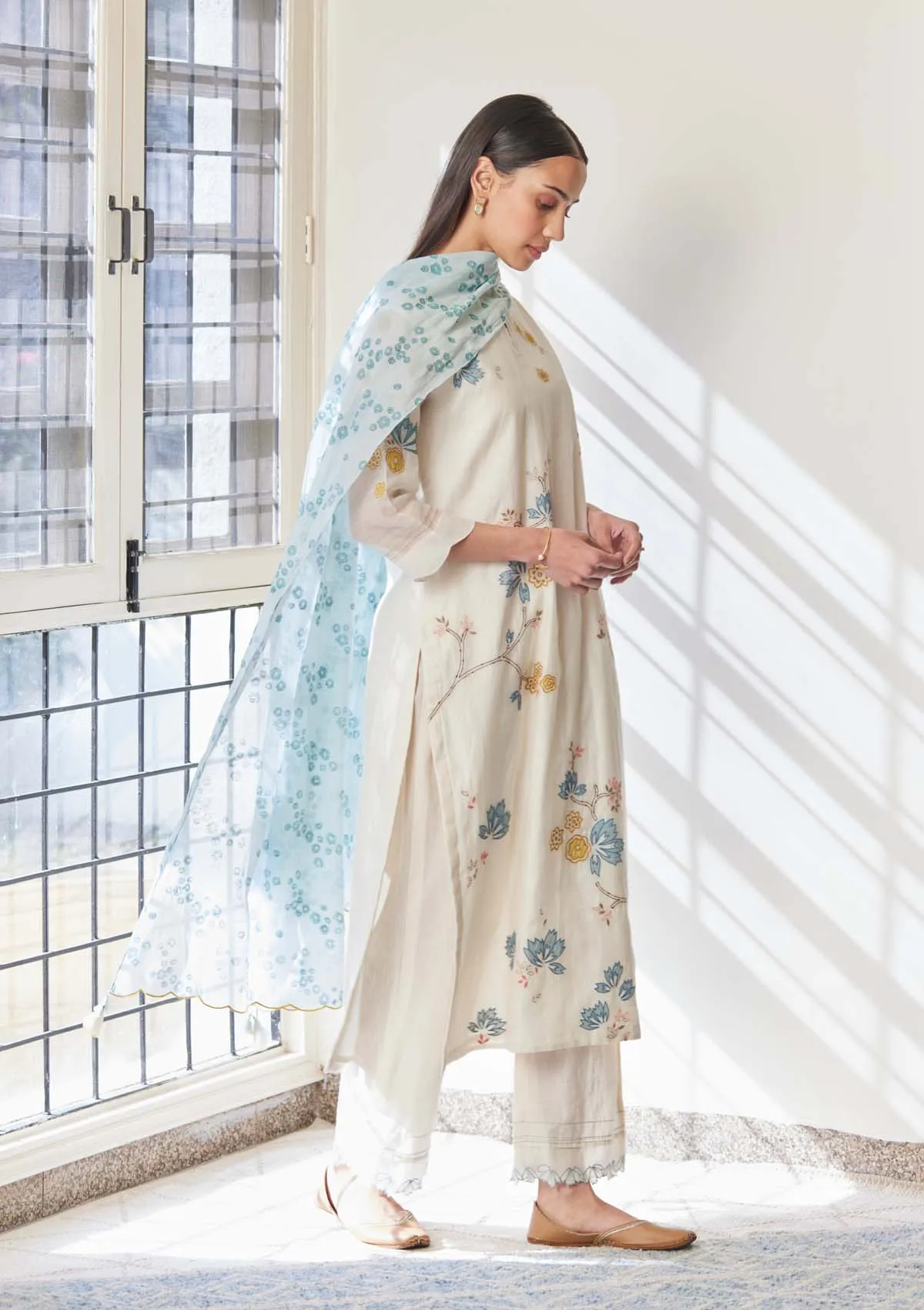 Pearl Applique Kurta Set