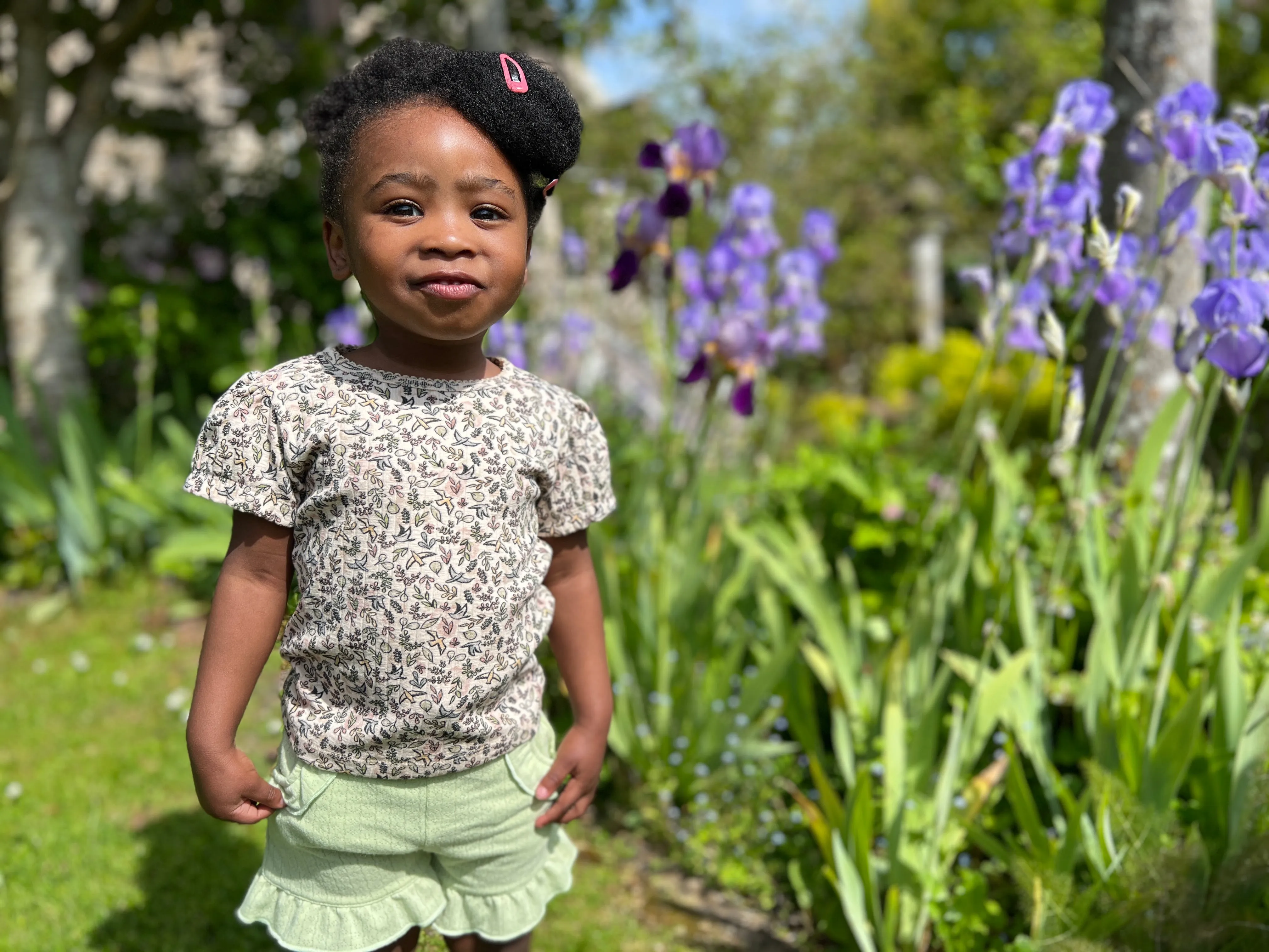 Sadie Tee in Sand Birds